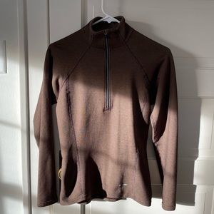 Patagonia capeline women’s small mock zip top